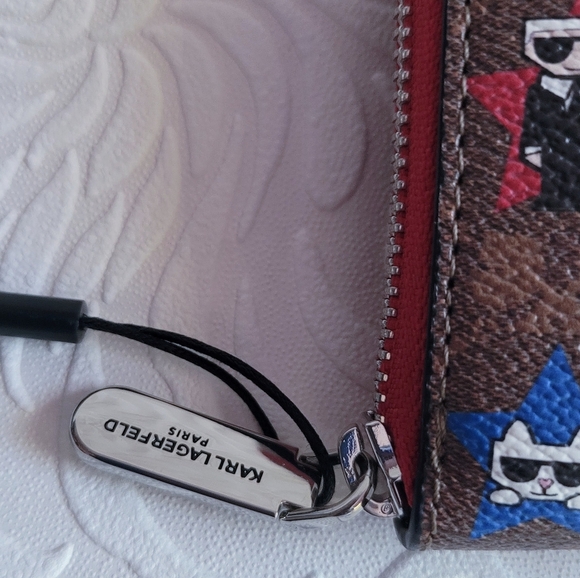 Karl Lagerfeld Maybelle Print  Contenintal Wallet - Picture 3 of 6